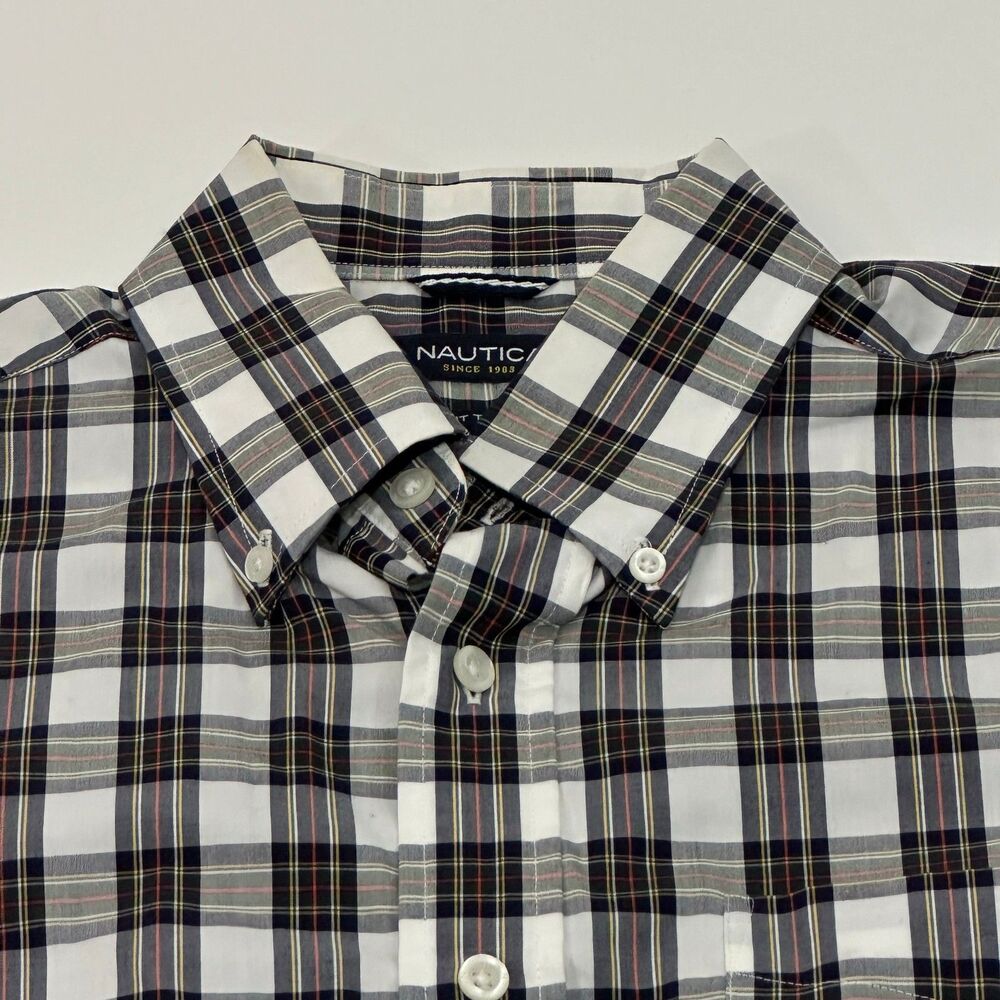 Nautica‎ Men's Button-Down Plaid Shirt White Size M